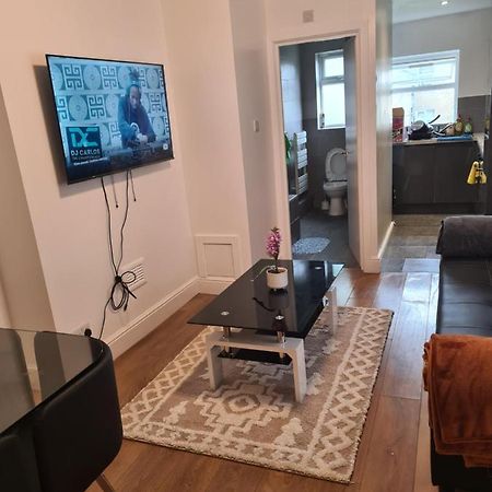 Luxury One Bedroom Flat Londyn Zewnętrze zdjęcie